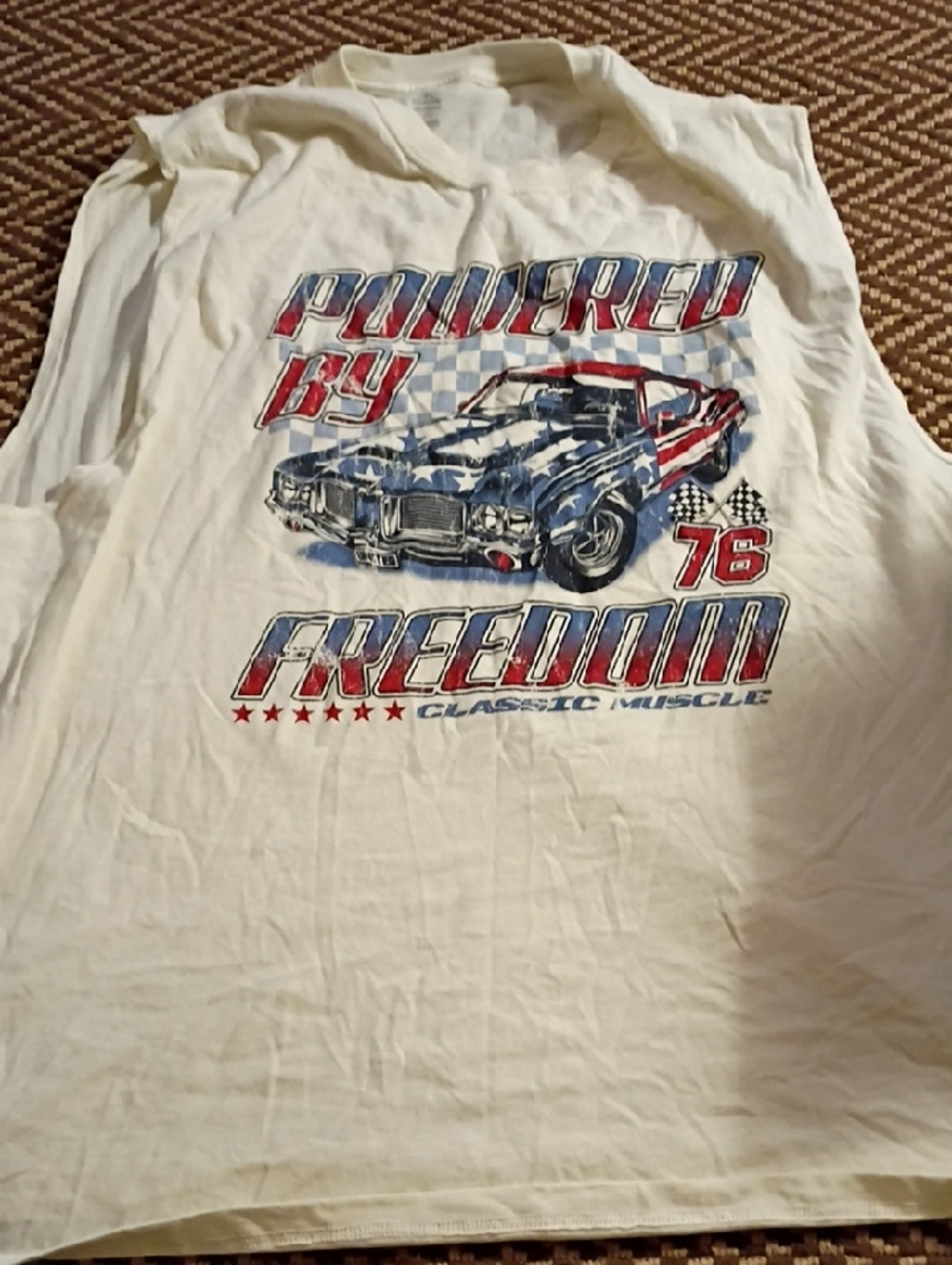 Men's White Graphic Muscle Car Tank Top - 'Powered by Freedom'